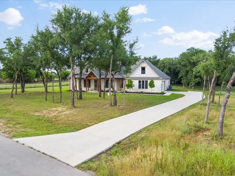 1001 Bluebonnet Ridge, Weatherford, TX 76087 - Image #3