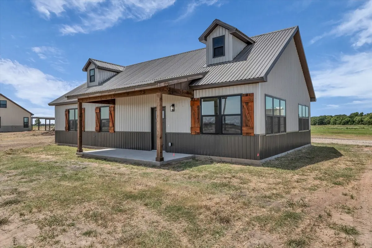 132 S Baese Road, Elm Mott, TX 76640 - Image #1