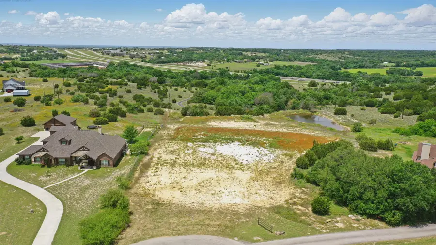 833 N Savage Creek Lane, Weatherford, TX 76087 - Image #2