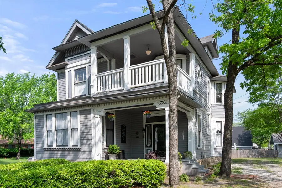 756 W 3rd Avenue, Corsicana, TX 75110 - Image #3