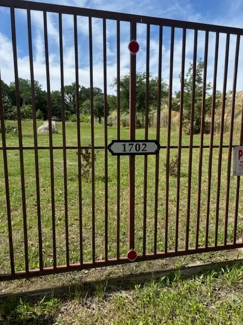 1702 Seale Street, Dallas, TX 75208 - Image #2