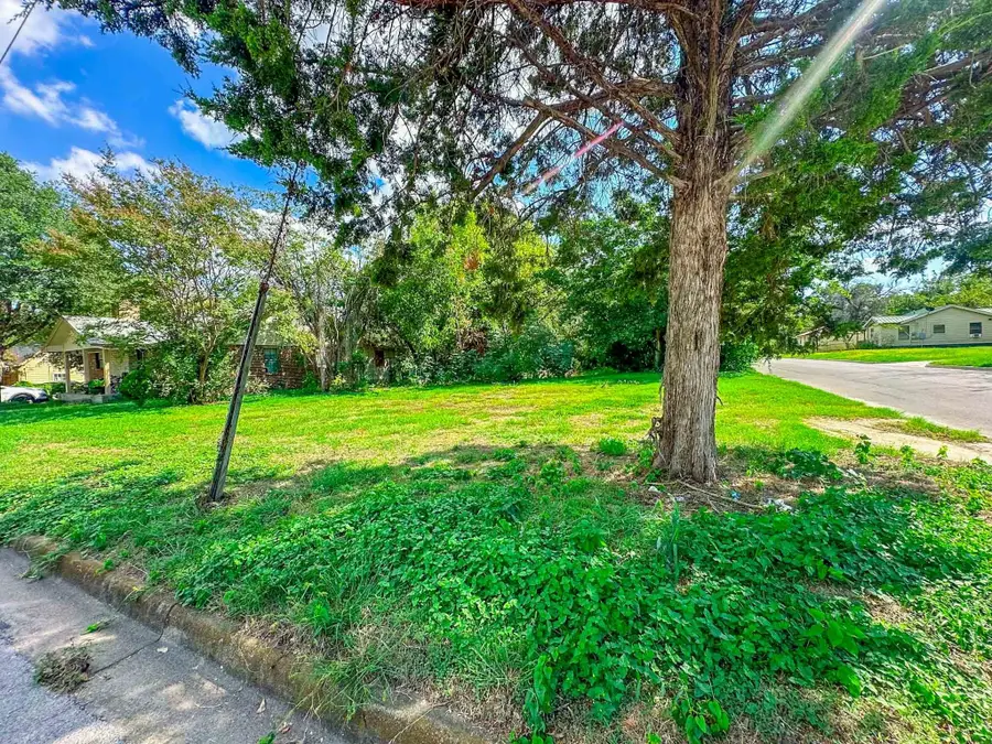 801 Bois D Arc Street, Weatherford, TX 76086 - Image #3