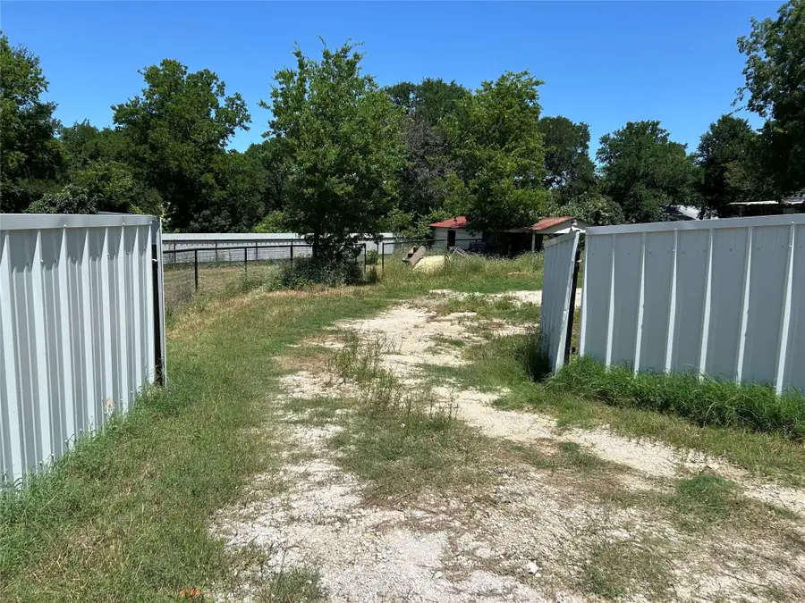 118 County Road 1811, Clifton, TX 76634 - Image #3