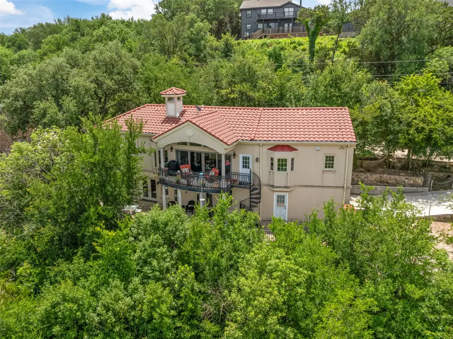 2510 River Ridge Court, Granbury, TX 76048 - Image #2