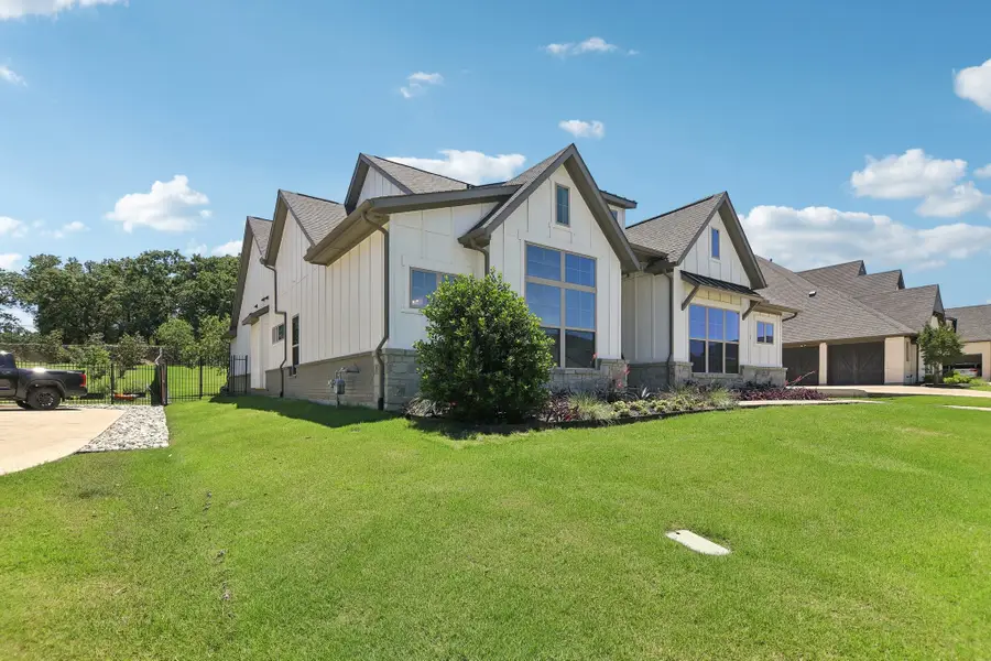 424 Trigger Trail, Argyle, TX 76226 - Image #3