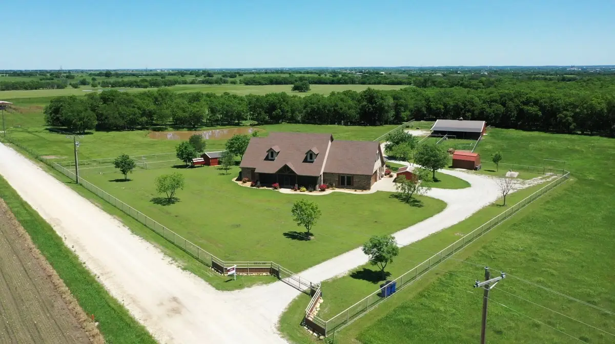510 County Road 247, Valley View, TX 76272 - Image #1