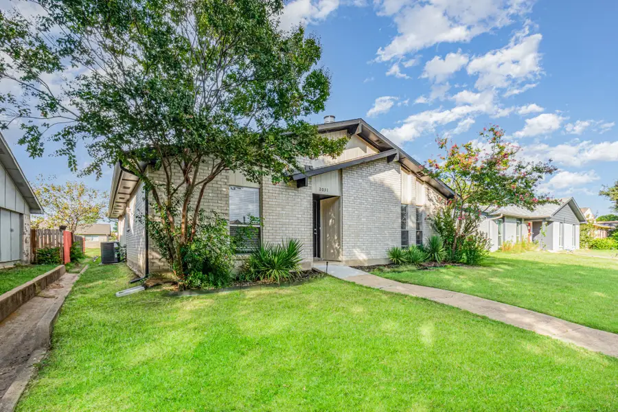 2031 Kings Road, Carrollton, TX 75007 - Image #3