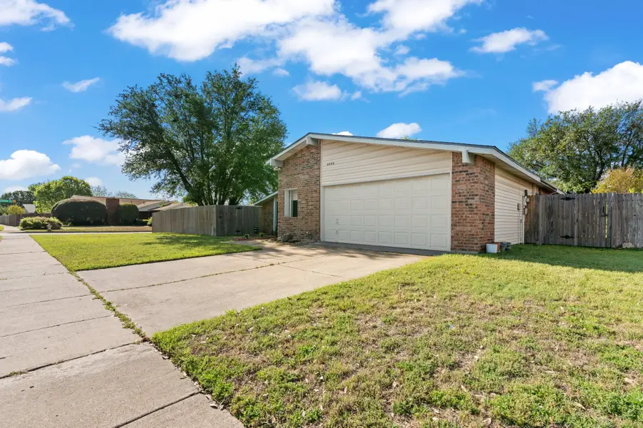 4028 Engleman Street, Fort Worth, TX 76137 - Image #2