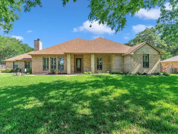 5 Hickory Street, Hickory Creek, TX 75065
