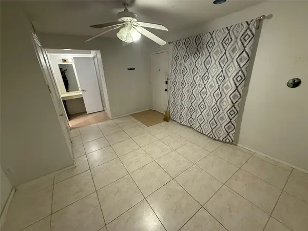 3624 Parkridge Drive #213, Dallas, TX 75234