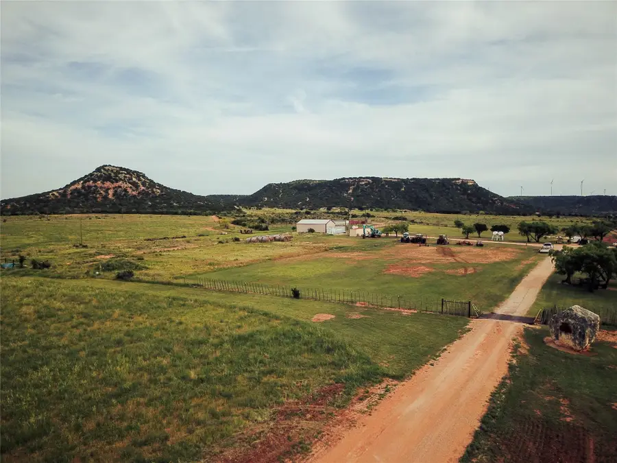 718 W Cr 301, Merkel, TX 75455 - Image #2