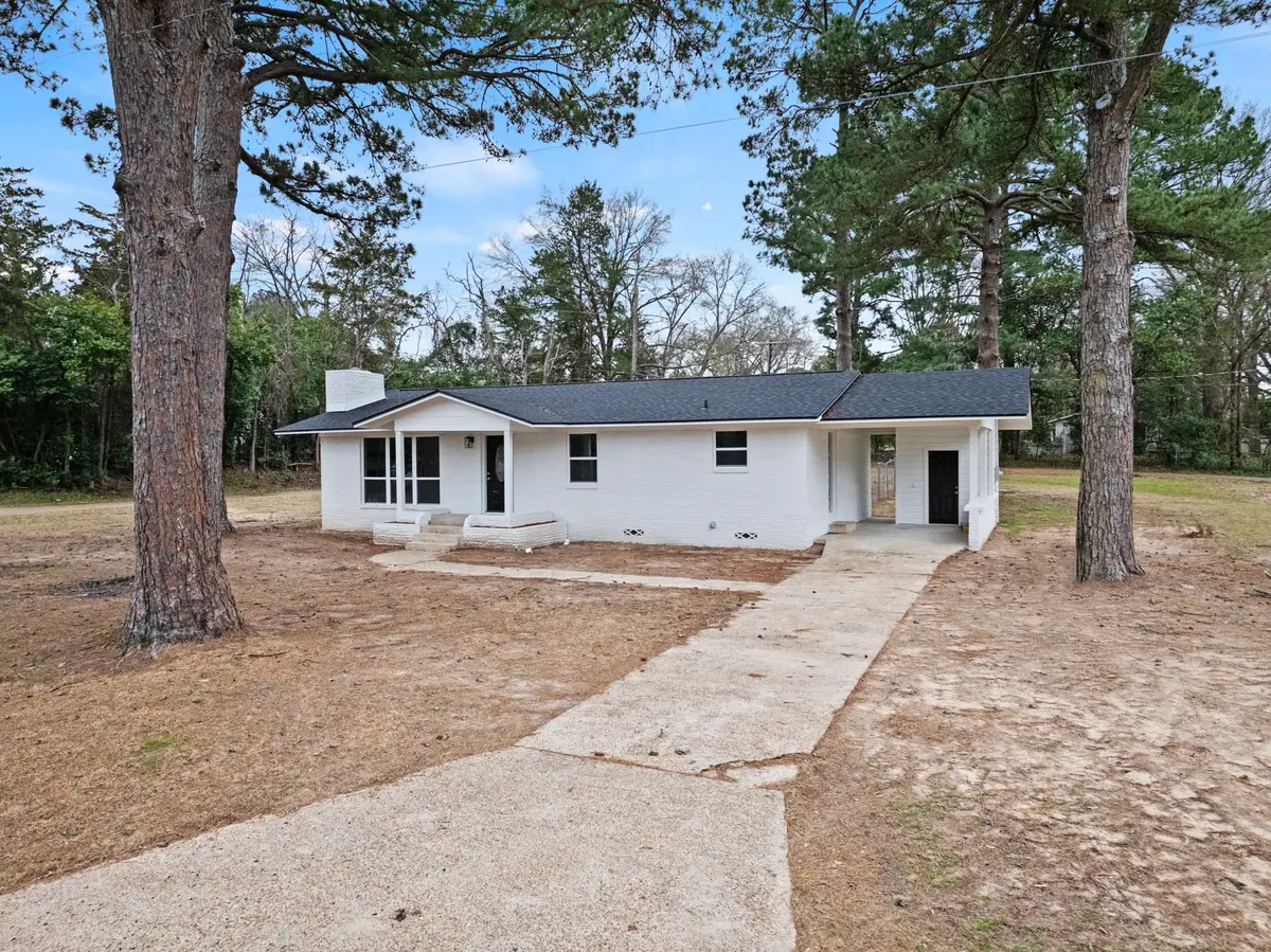 303 Campbell Street, Daingerfield, TX 75638 - Image #1