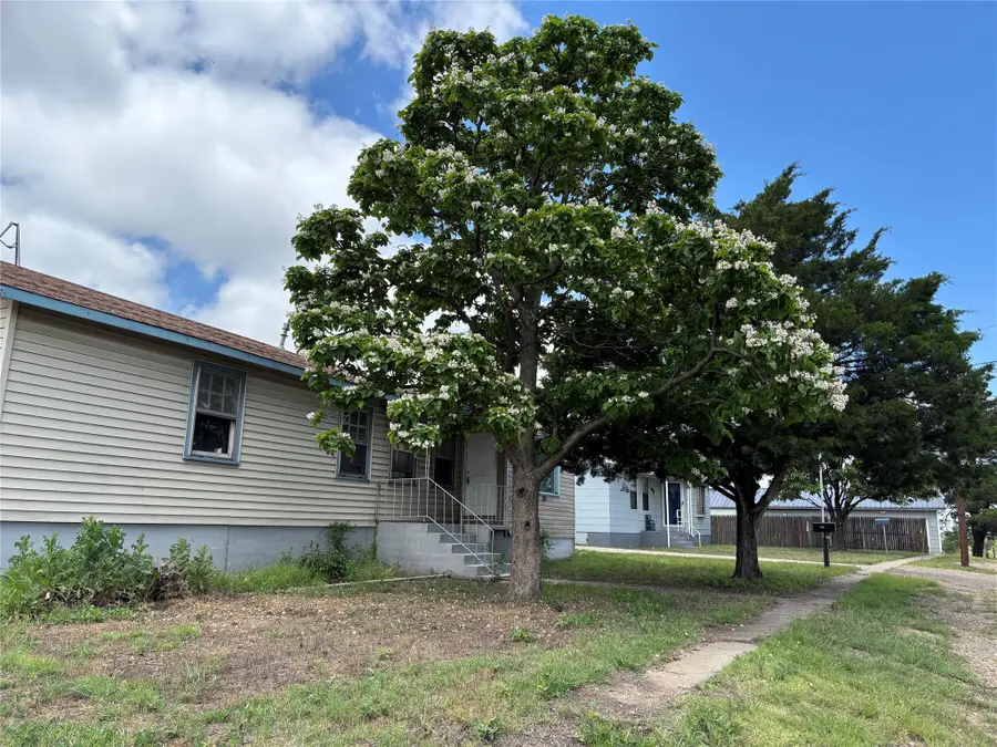 105 Philview Street, Borger, TX 79007 - Image #2