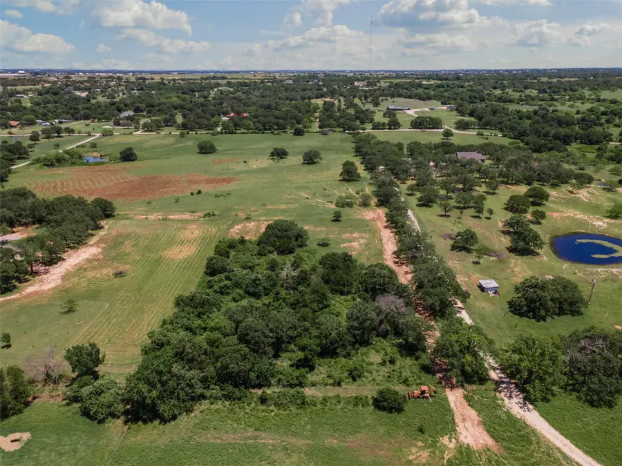 1950 Cold Springs Rd, Weatherford, TX 76088 - Image #3
