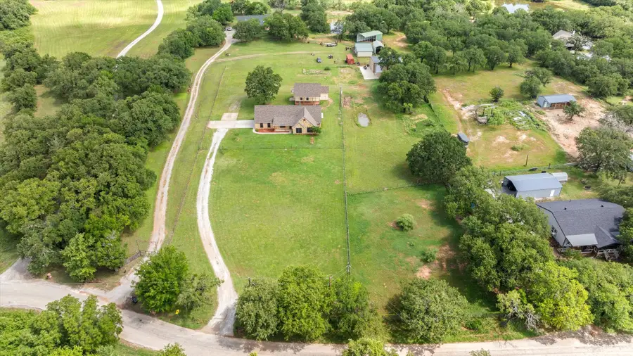 1511 Cabaniss Lane, Weatherford, TX 76088 - Image #2