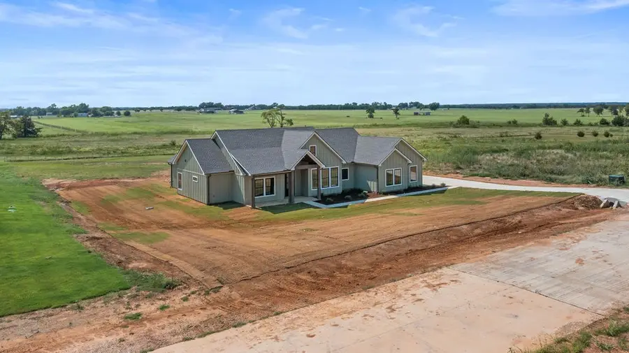 1080 Dixie Estates Way, Whitesboro, TX 76273 - Image #2
