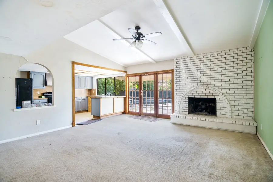 745 Oakland Street, Grand Prairie, TX 75052 - Image #3