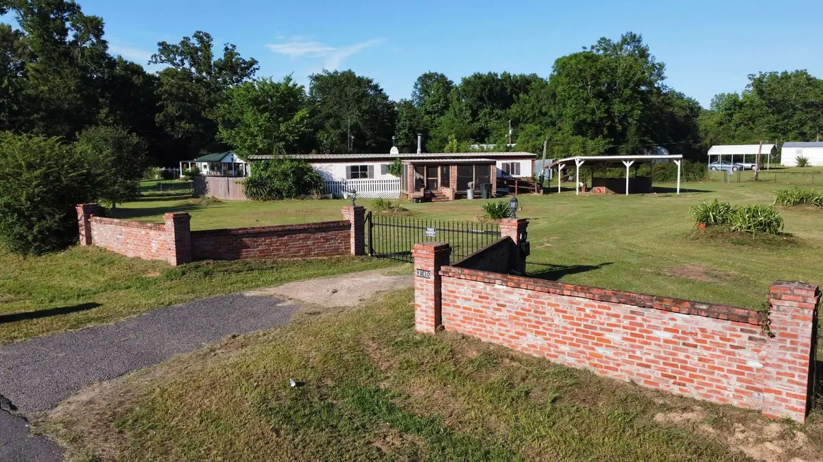 9830 Esthlyn Street, Keithville, LA 71047 - Image #1