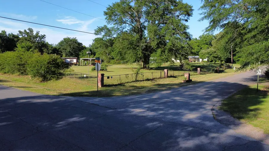 9830 Esthlyn Street, Keithville, LA 71047 - Image #3