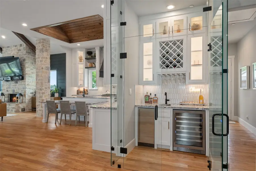 18280 Red Oak Drive, Mabank, TX 75156 - Image #3