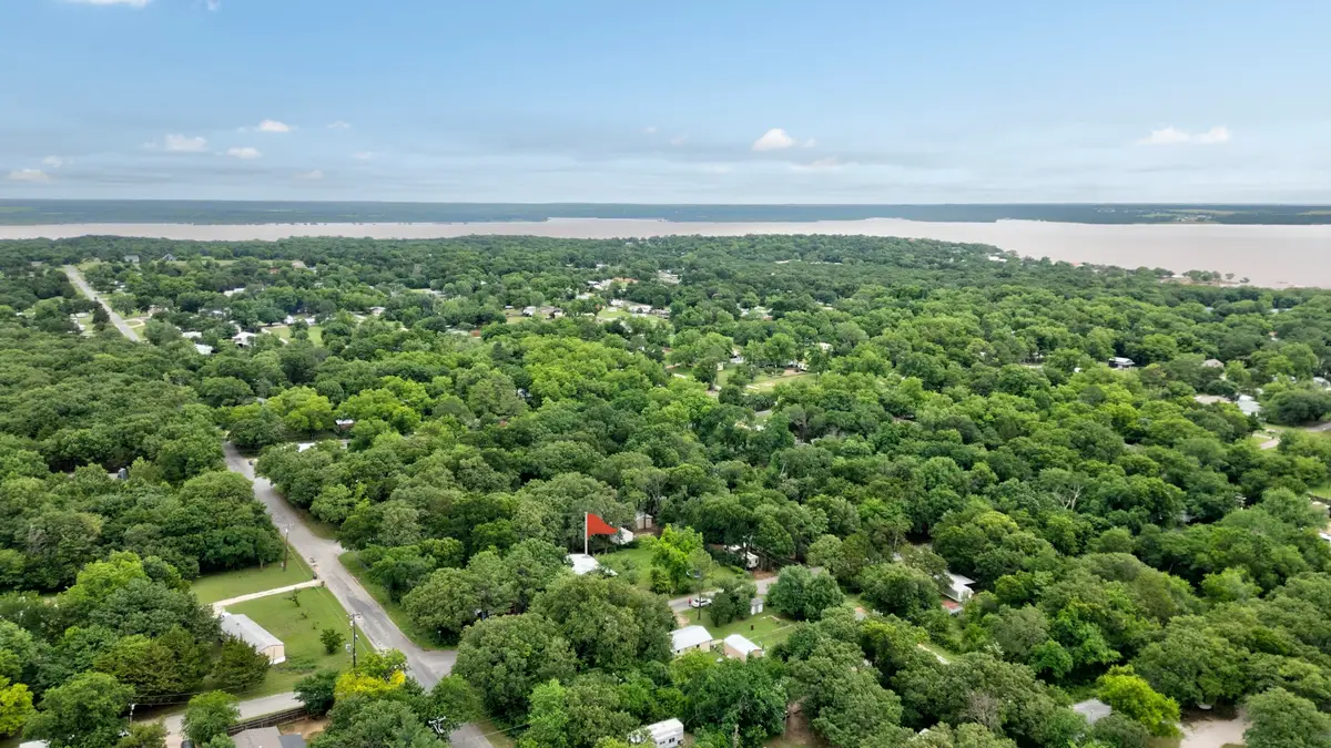 97 Oak Trail Drive, Gordonville, TX 76245 - Image #1