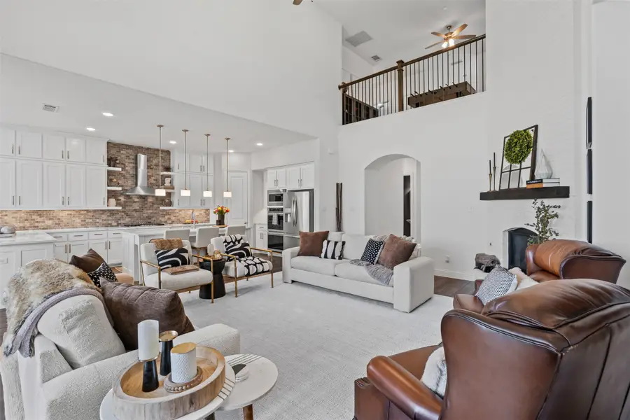 1720 Rolling Heights Lane, Fort Worth, TX 76008 - Image #3