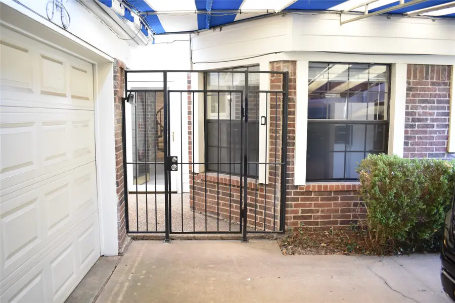 919 Liberty Court, Dallas, TX 75204 - Image #3