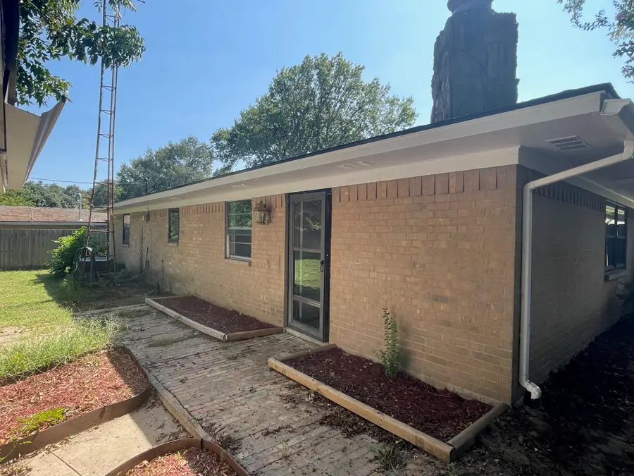 601 N 38th Street, Corsicana, TX 75110 - Image #2