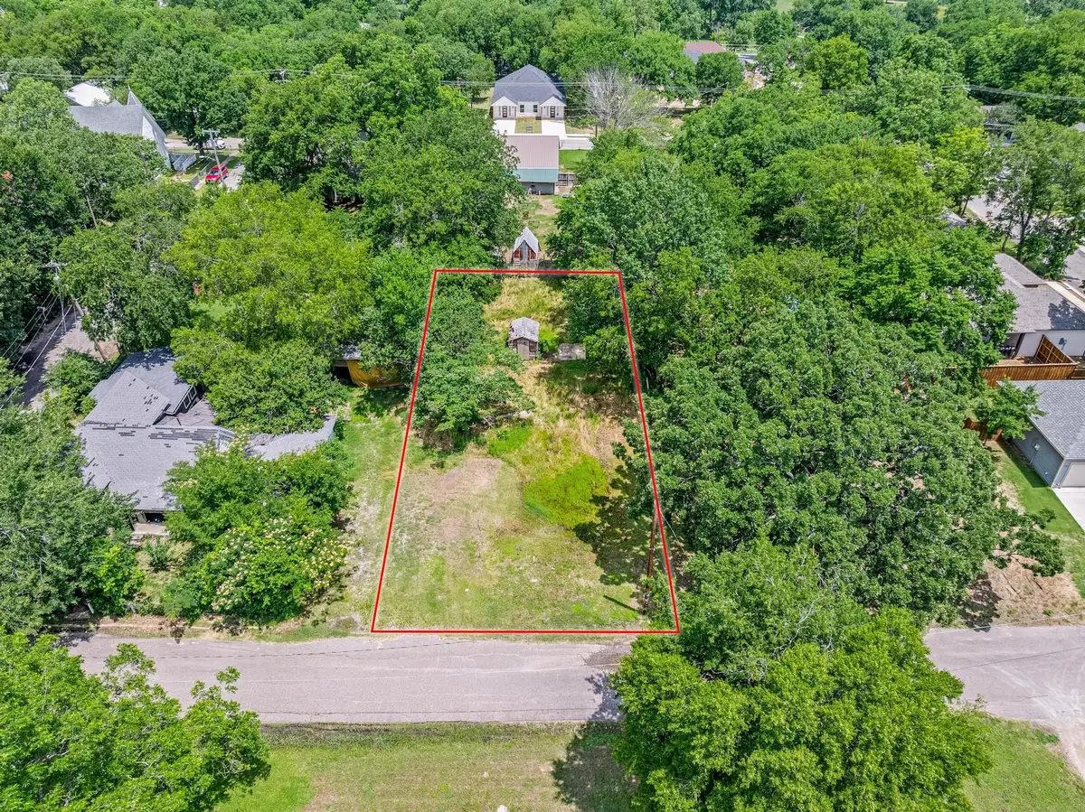 518 S 3rd Street, Bonham, TX 75418 - Image #1