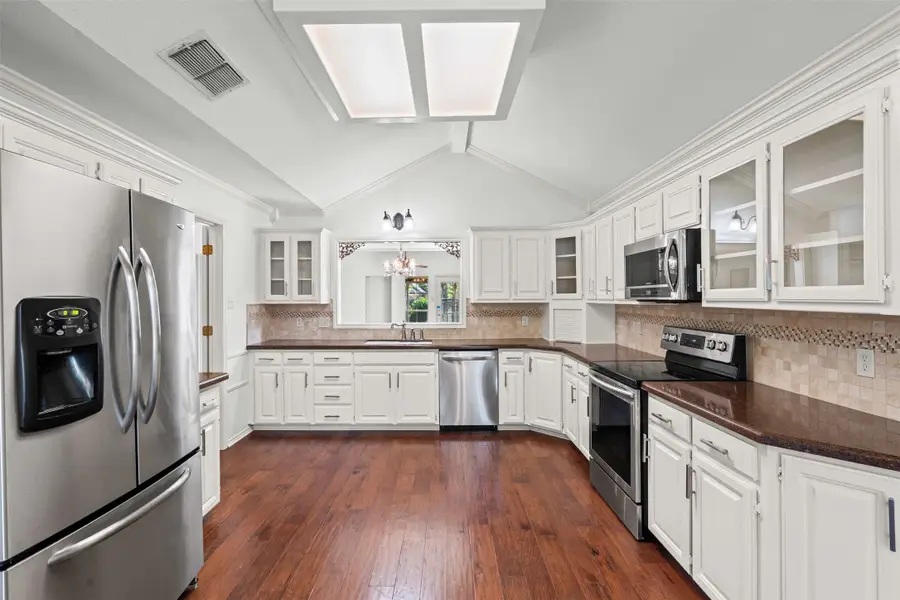 1505 Hyde Park Boulevard, Cleburne, TX 76033 - Image #3