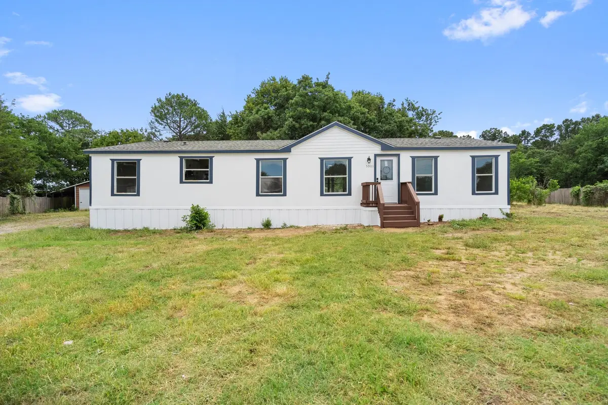 5901 Vinery Lane, Joshua, TX 76058 - Image #1