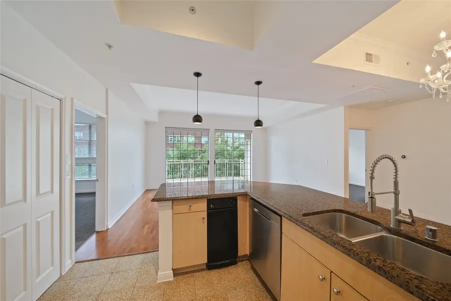 3225 Turtle Creek Boulevard #320, Dallas, TX 75219 - Image #3