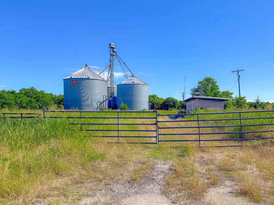 107 W State Highway 22, Barry, TX 75102 - Image #3