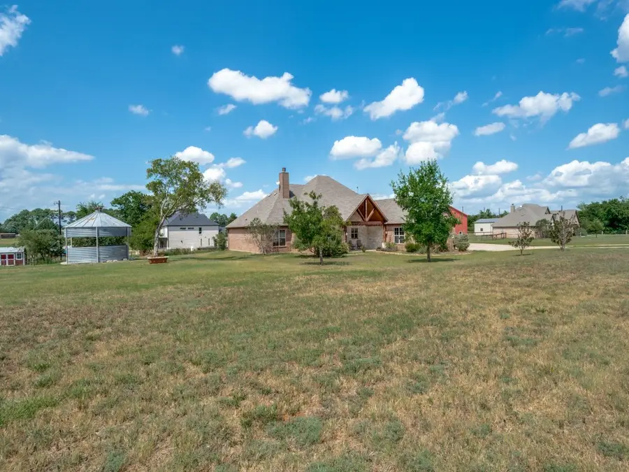 2840 Rock Hill Road, Aubrey, TX 76227 - Image #3