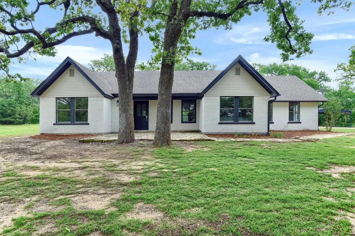7586 W Line, Collinsville, TX 76233 - Image #1