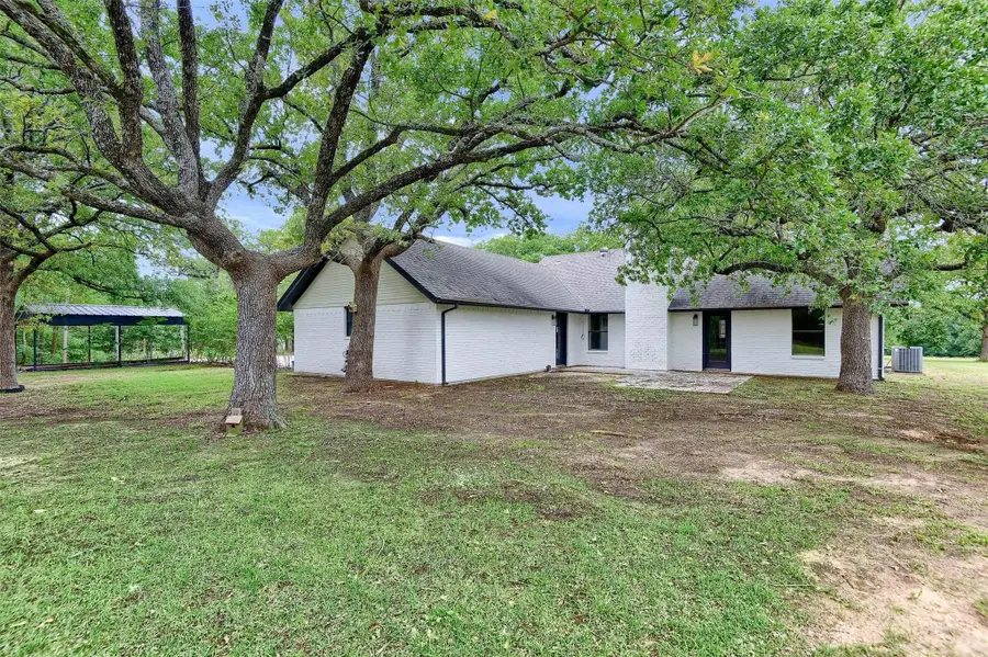 7586 W Line, Collinsville, TX 76233 - Image #3
