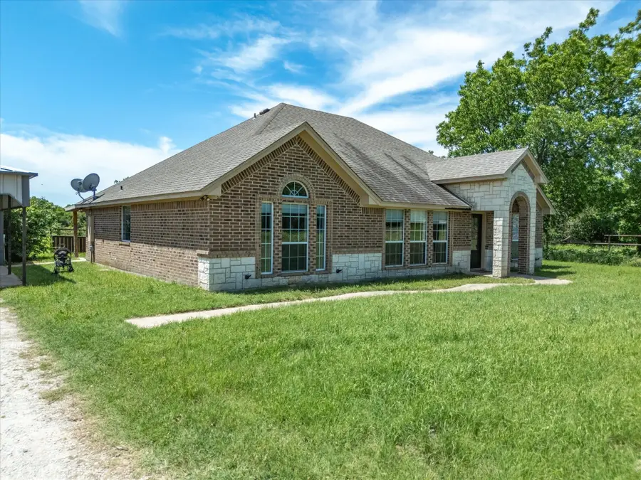 1161 County Road 2175, Decatur, TX 76234 - Image #2