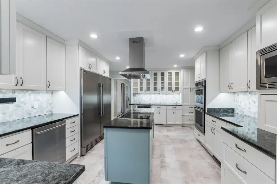 1215 N Oak Cliff Boulevard, Dallas, TX 75208 - Image #3