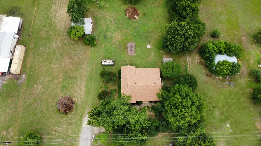 4723 S Fm 513, Lone Oak, TX 75453 - Image #2