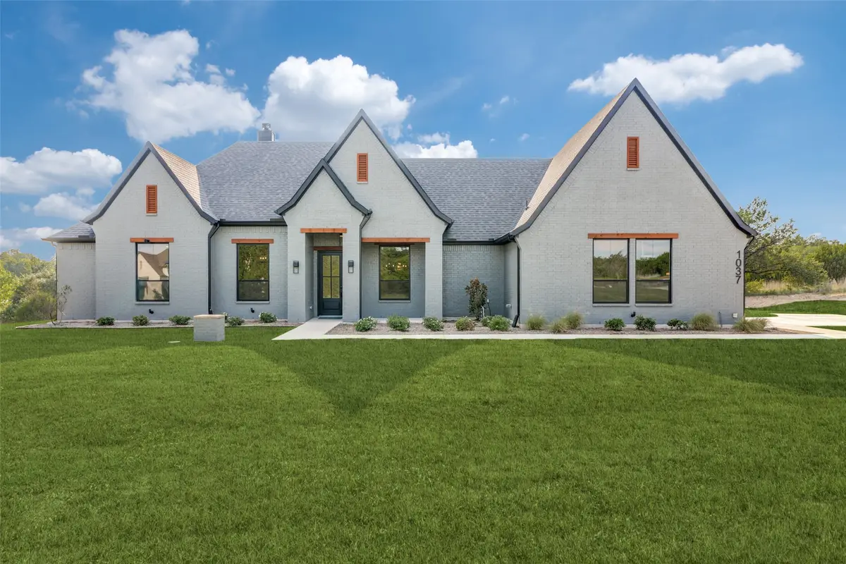 1037 Woodland Road, Weatherford, TX 76088 - Image #1