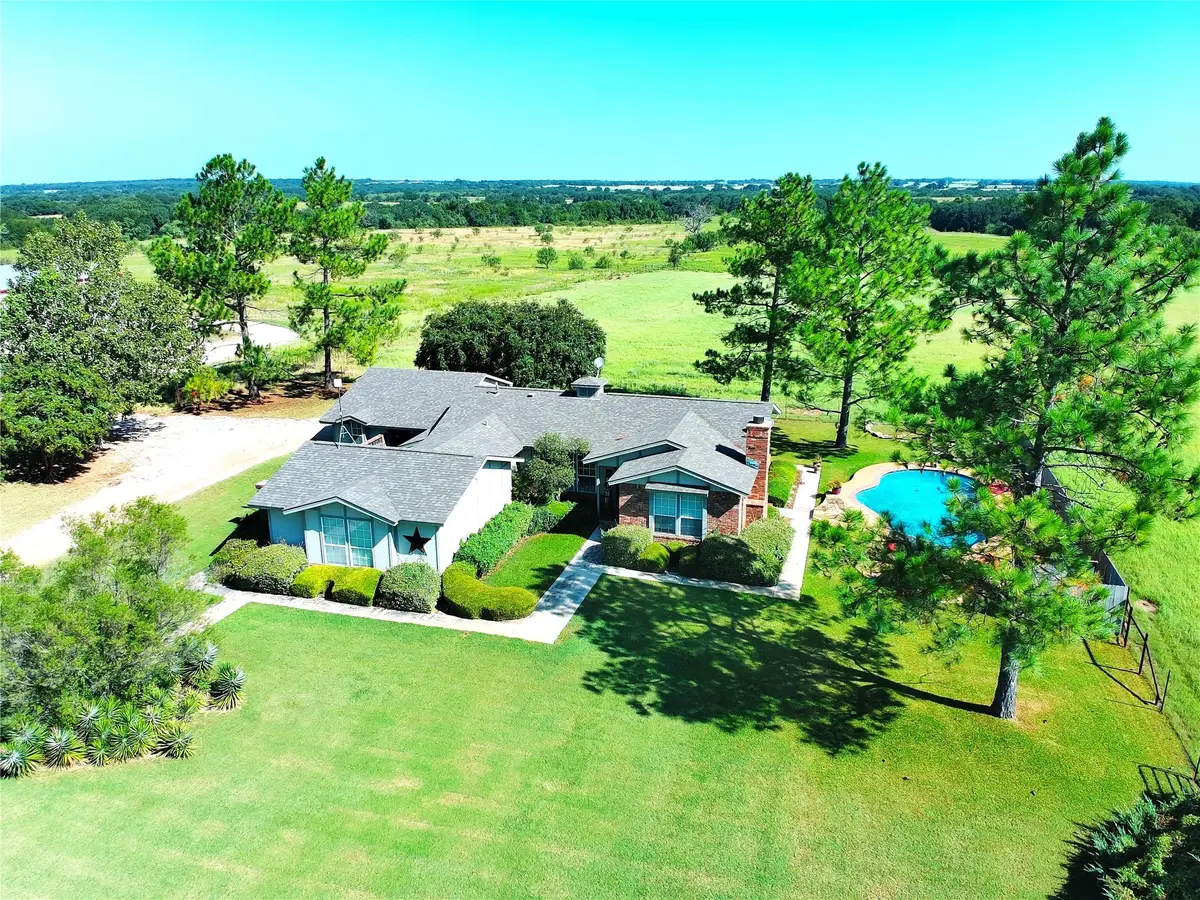 724 County Road 106, Comanche, TX 76442 - Image #1