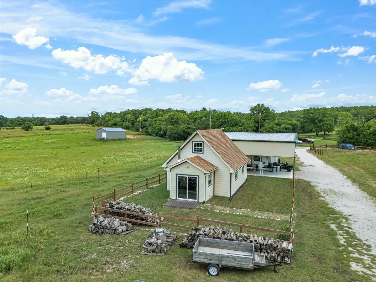 1185 County Road 1590, Alvord, TX 76225 - Image #1