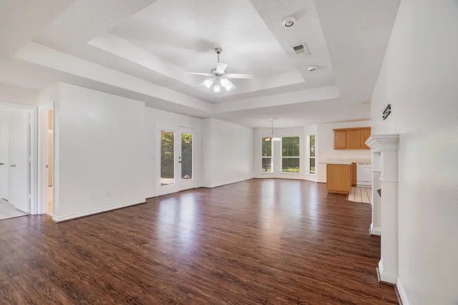 3750 Castlegate Drive, Paris, TX 75462 - Image #2