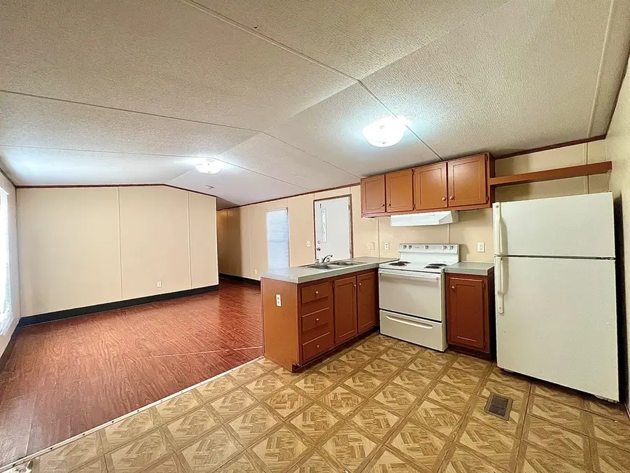 304 Wildwind Street, Gun Barrel City, TX 75156 - Image #3