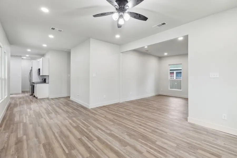 2904 Valentine Street, Dallas, TX 75215 - Image #2