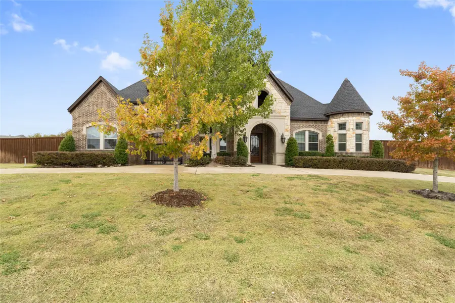 917 Wood Hollow Way, Desoto, TX 75115 - Image #2