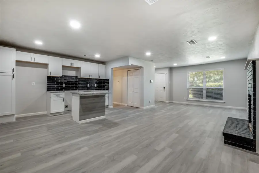 451 Southport Drive, Dallas, TX 75232 - Image #3