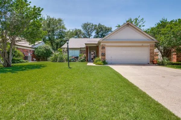 4445 Newport Street, Grand Prairie, TX 75052