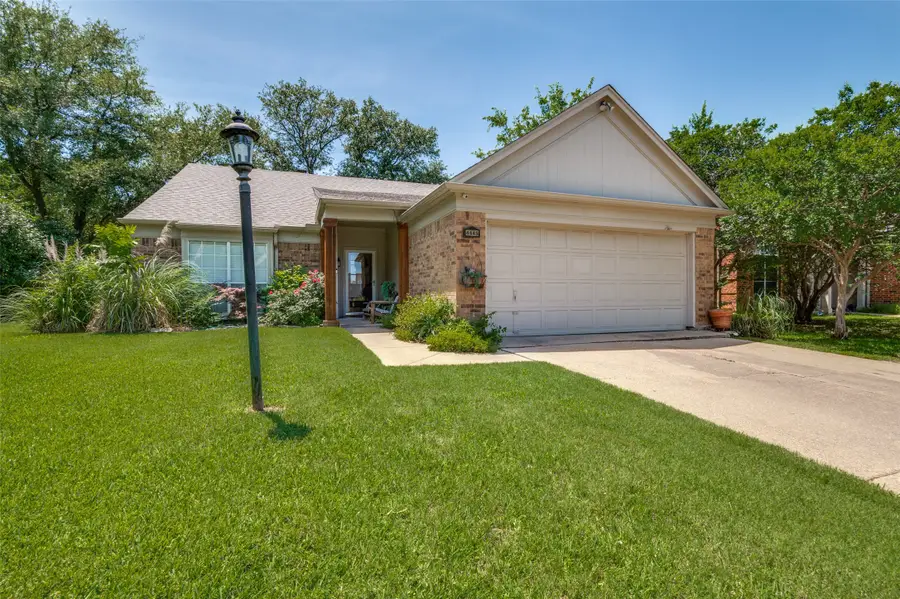 4445 Newport Street, Grand Prairie, TX 75052 - Image #2