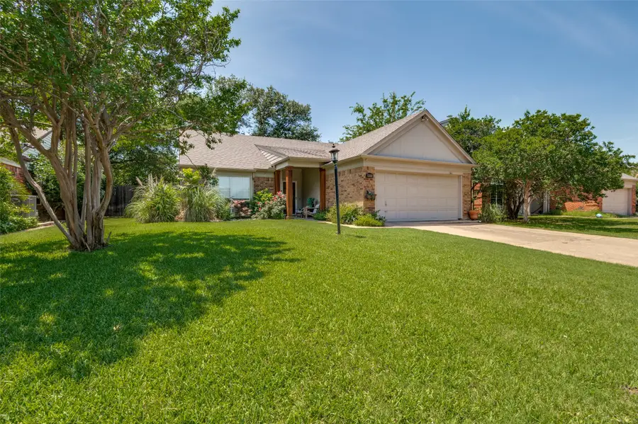 4445 Newport Street, Grand Prairie, TX 75052 - Image #3